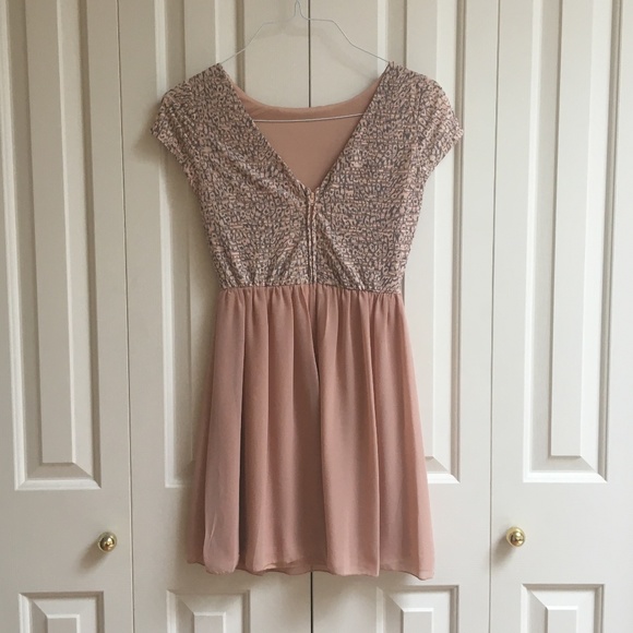 Stunning Dress from Speechless - Picture 2 of 4